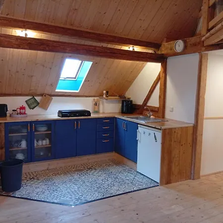 Vakantiehuis Het Kleine Aan De Tanecnice Mikulášovice