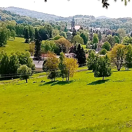Vakantiehuis Het Kleine Aan De Tanecnice Mikulášovice